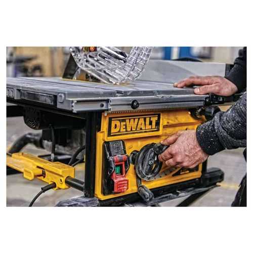 Dewalt 220V Lightweight Table Saw Kit, 250mm, 4800rpm, 2000W, with