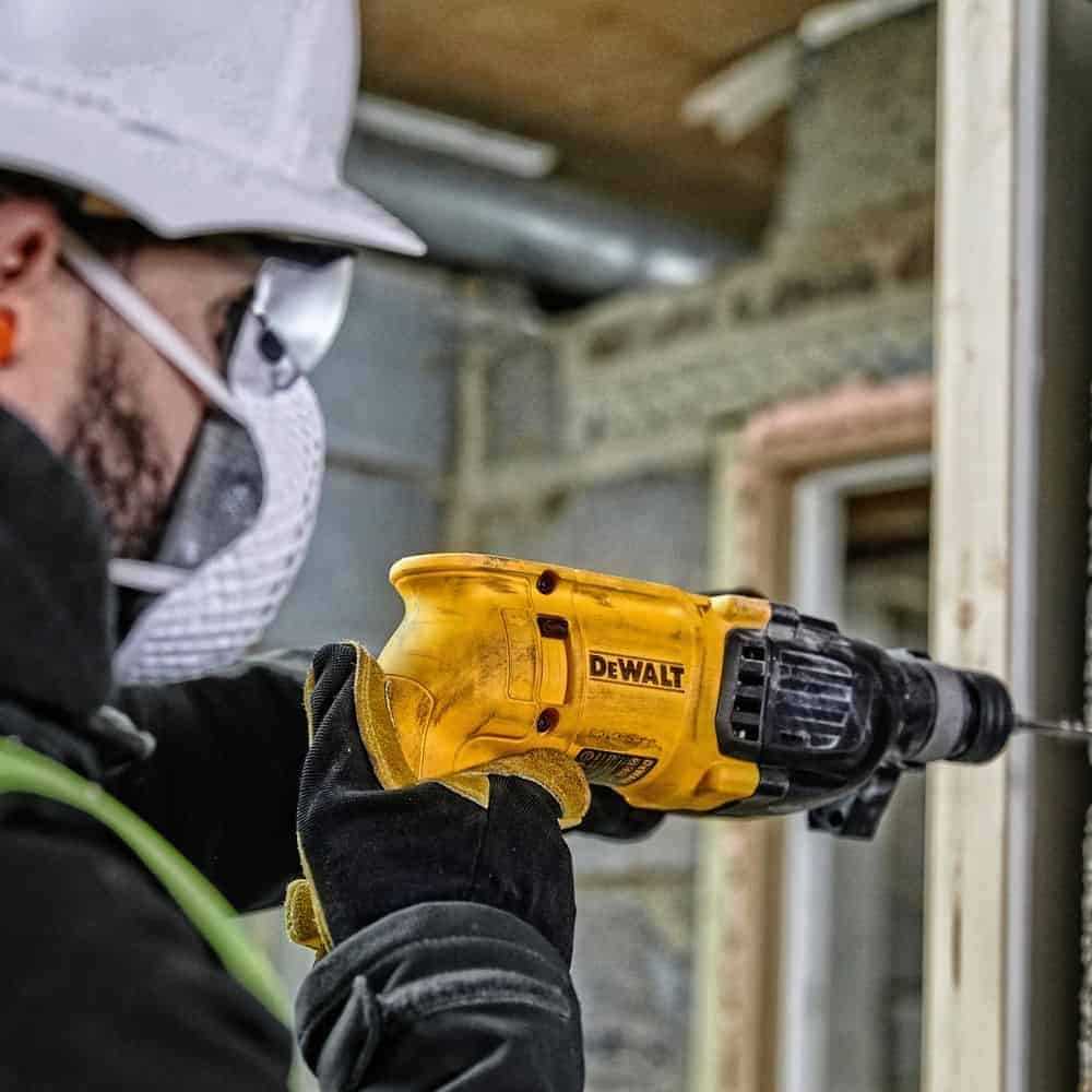 Dewalt D25033C-B5