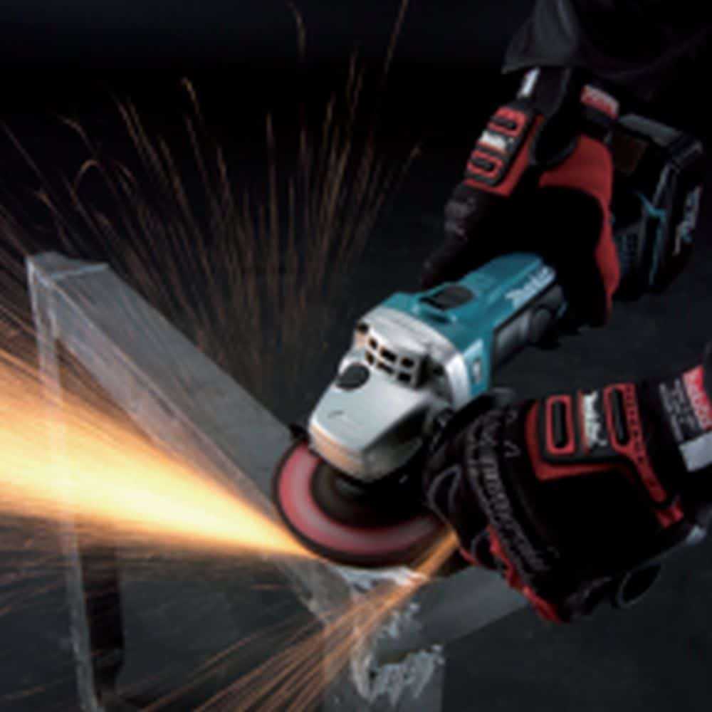 Makita DGA452Z