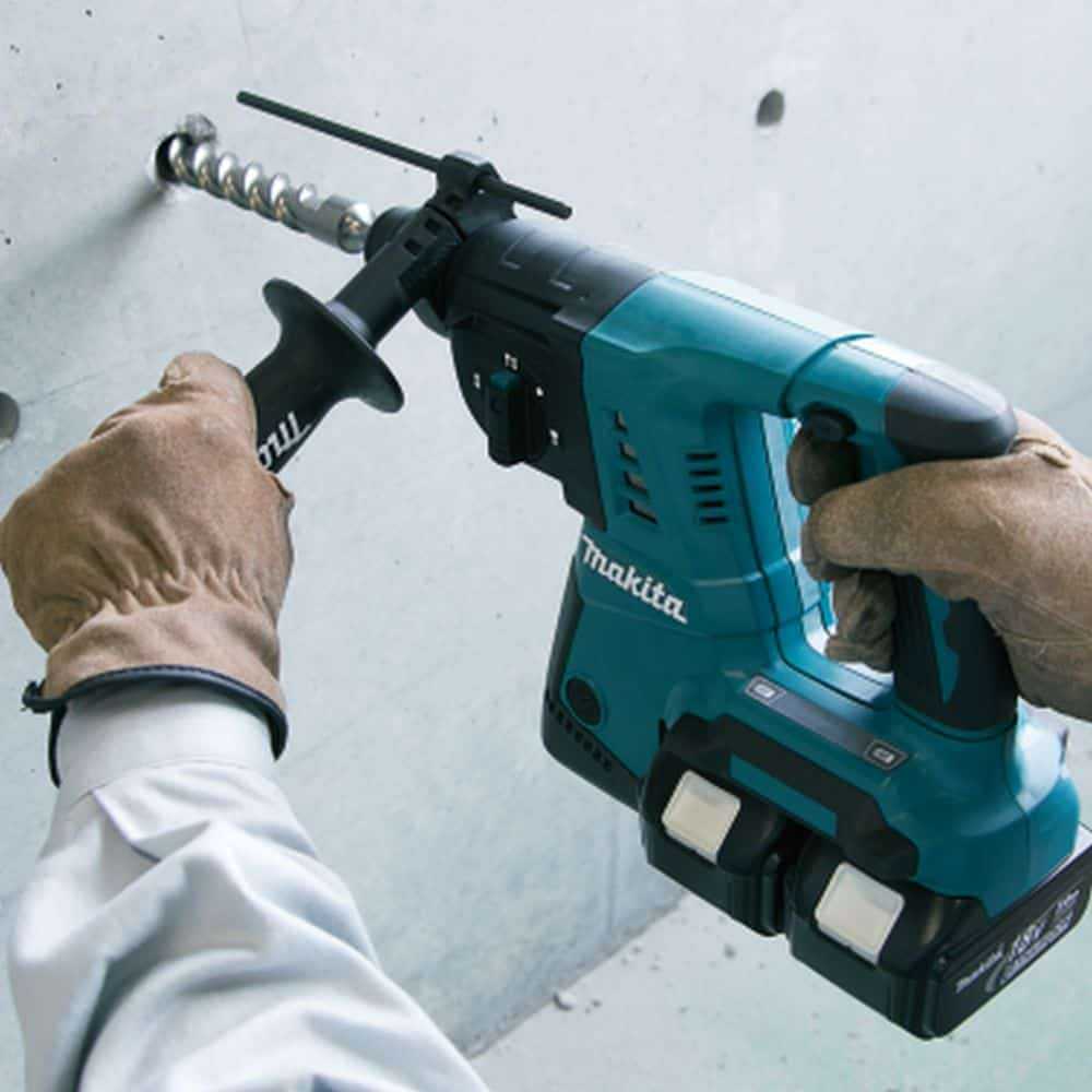 Makita DHR263RF2