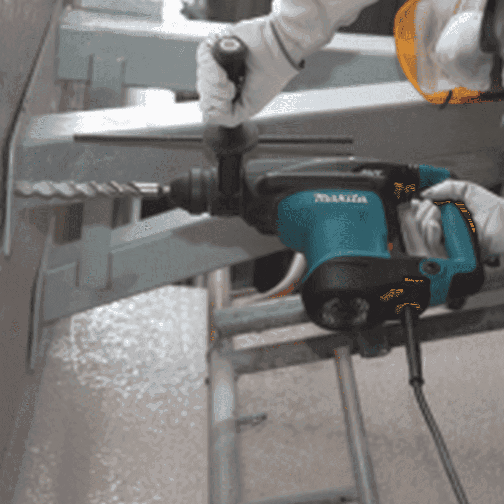 Makita HR3210C
