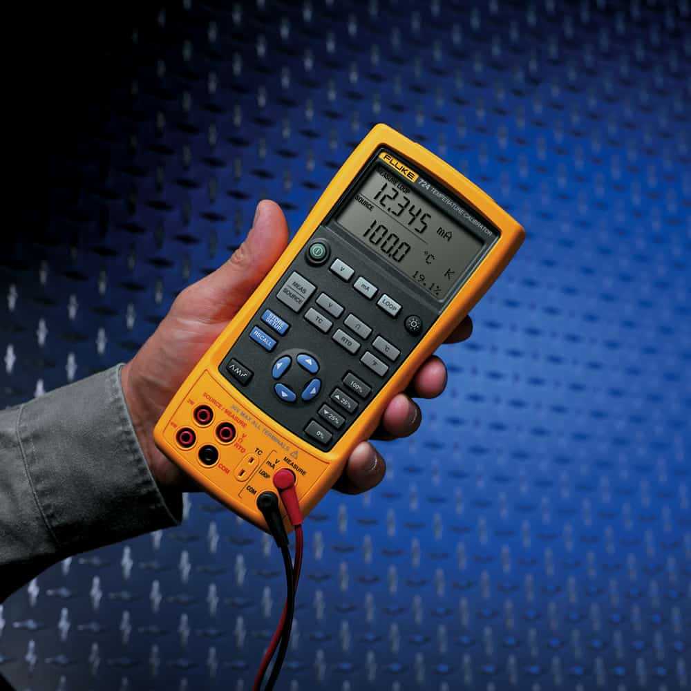 Fluke Temperature Calibrator, 10 Thermocouple and 7 RTD Types