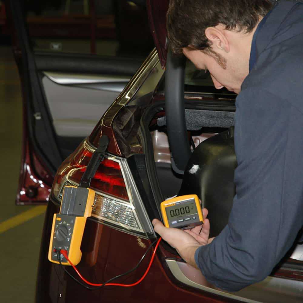 Fluke 233