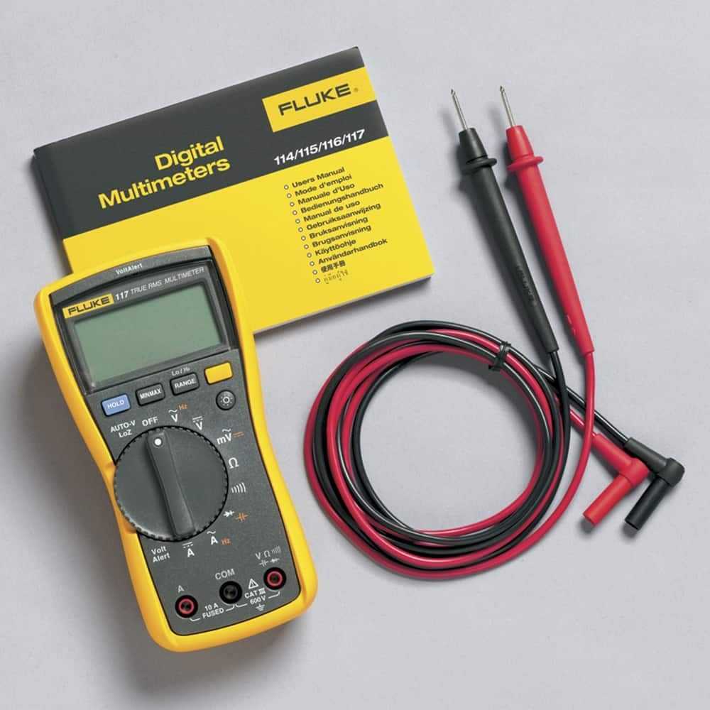 Fluke True RMS Digital Multimeter With Non-Contact Voltage Detector, CAT III 600V, 10A
