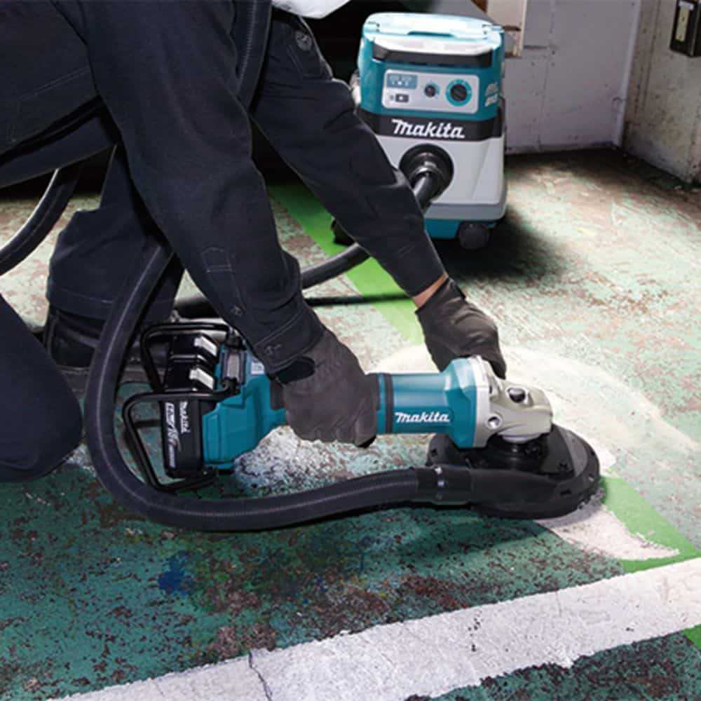 Makita DGA701ZKU