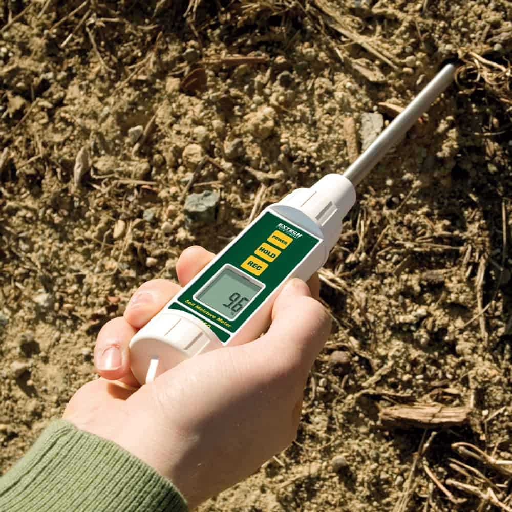 Extech Soil Moisture Meter with 8 Inches Probe, 0 to 50% 