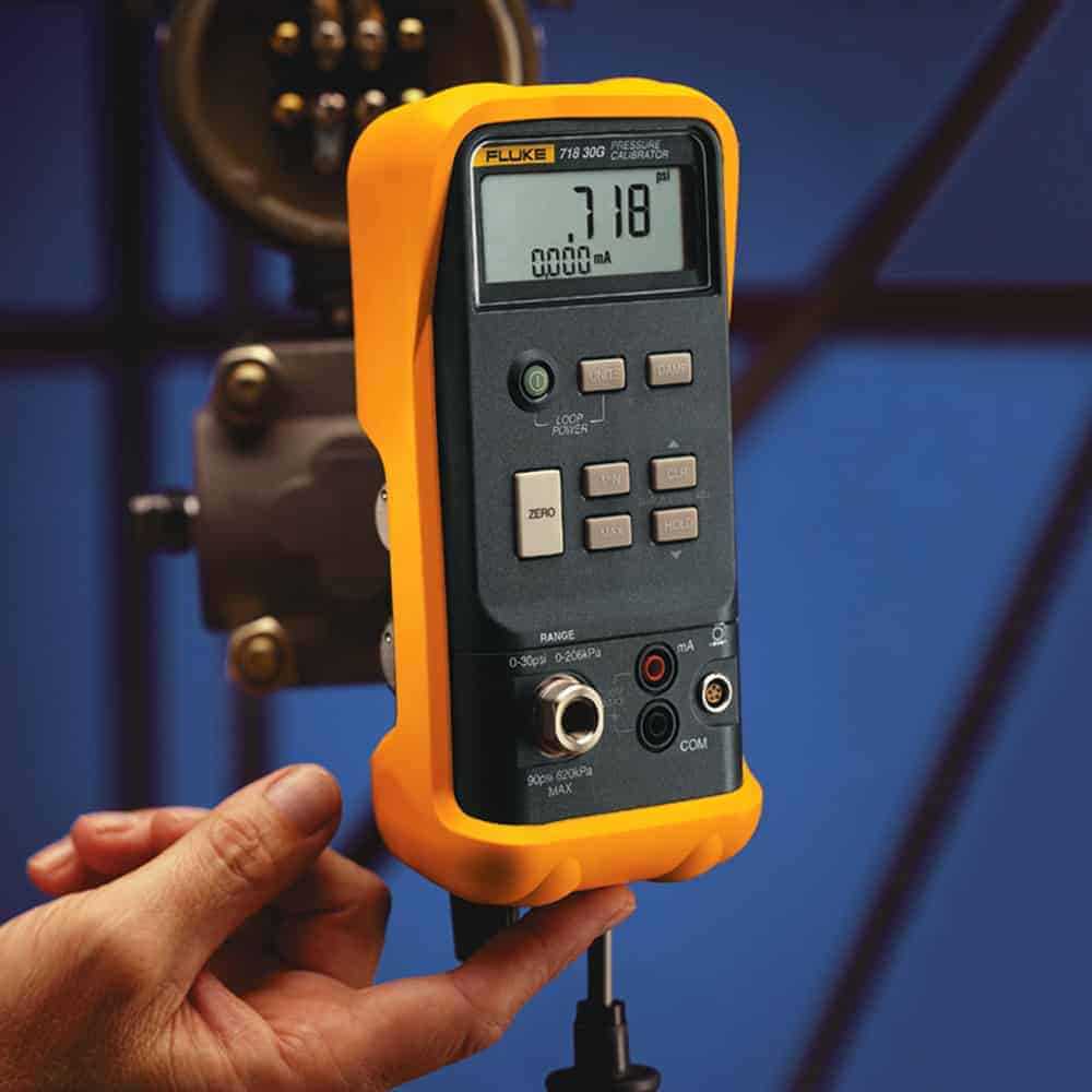 Fluke Pressure Calbrator, -12 to 100 PSI, -850 mBar to 7 Bar