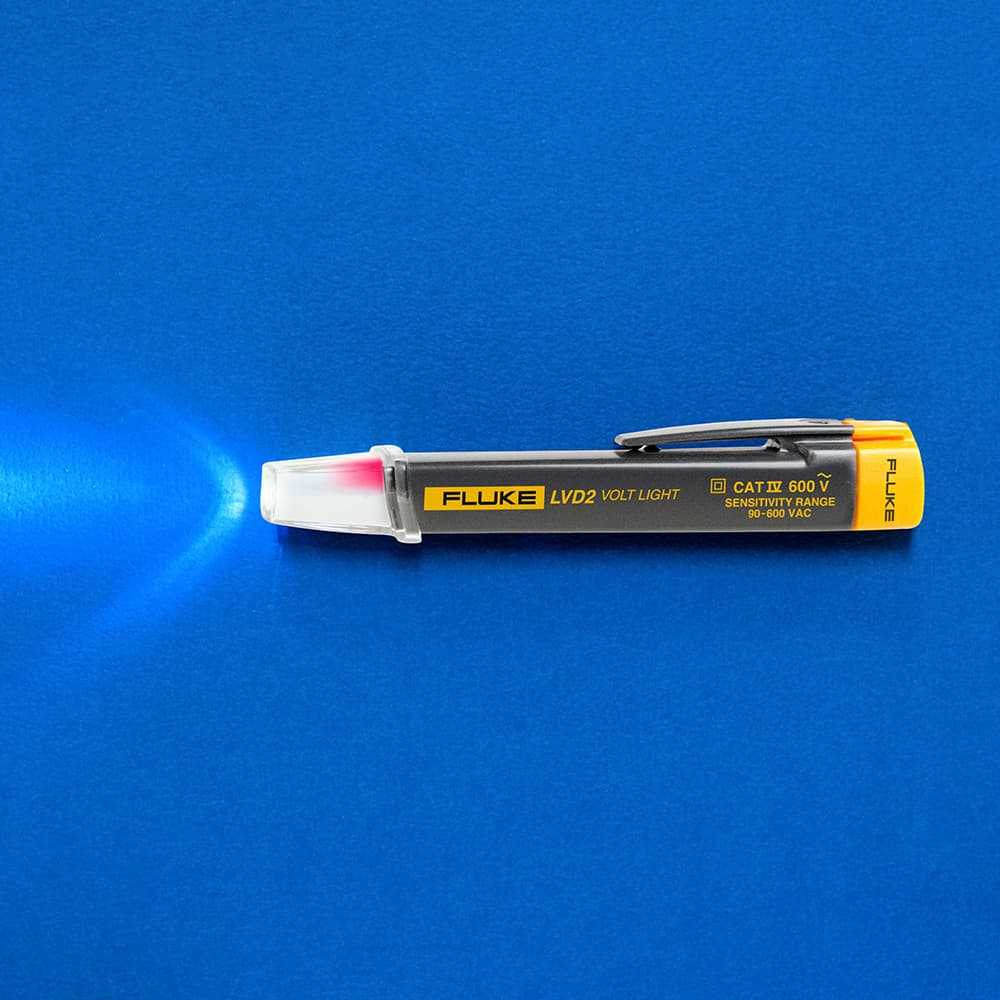 Fluke Non-Contact Voltage Tester, 90 To 600V AC