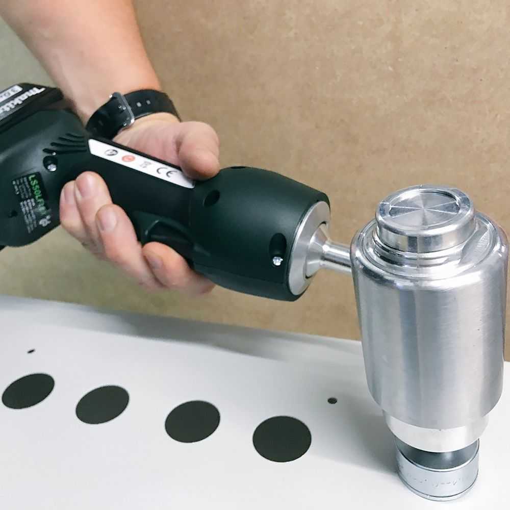 Klauke 18V Cordless Knockout Punch, 60kN
