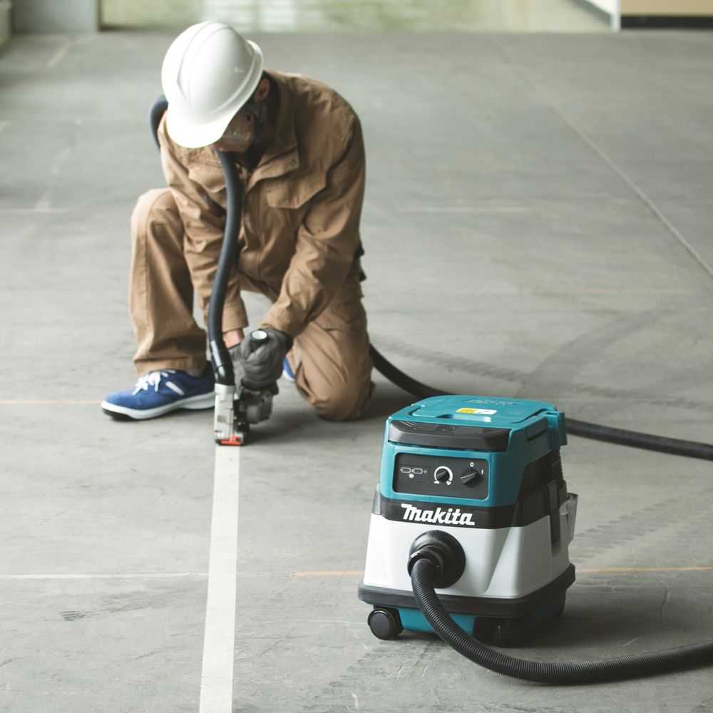 Makita DVC860LZ