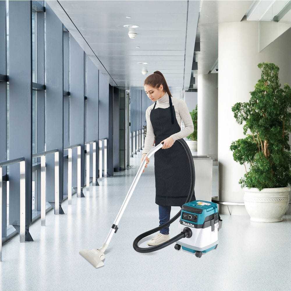 Makita DVC150LZ